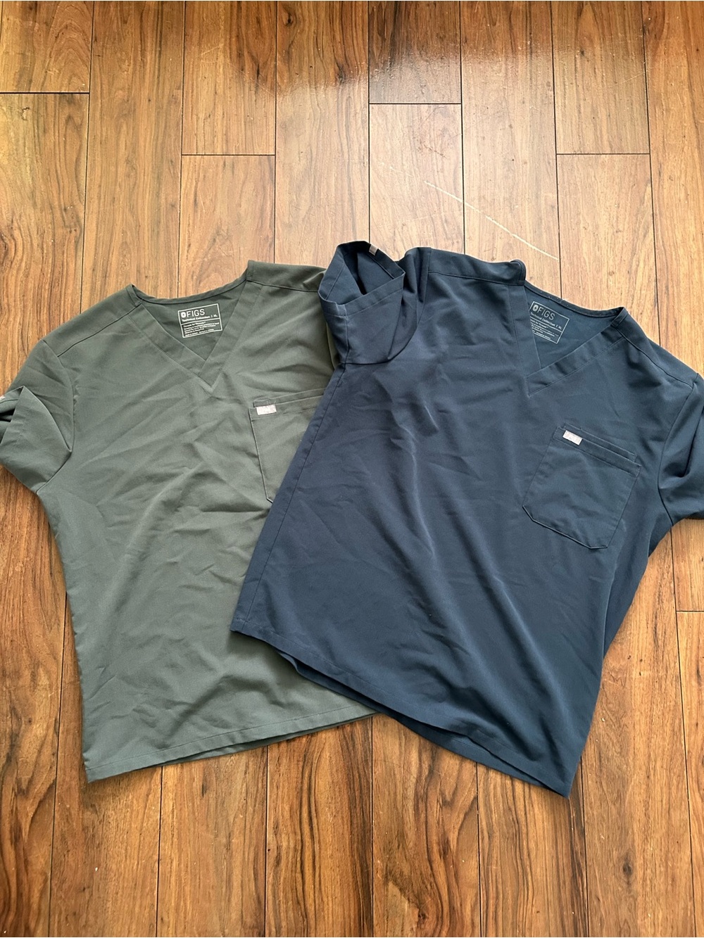 Men’s Fig Scrubs Leon’s Tops